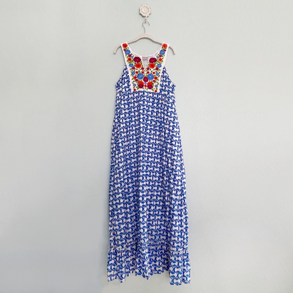 Eshakti•Boho Maxi Dress with Floral Embroidery